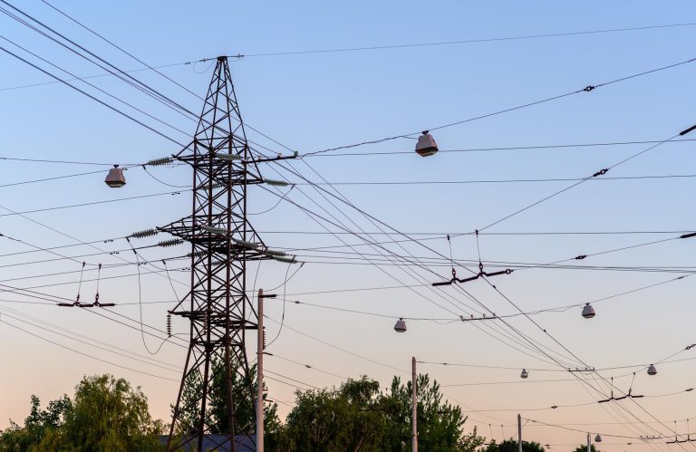 Enerji Güvenliği ve Elektrik Hatlarındaki Toplar